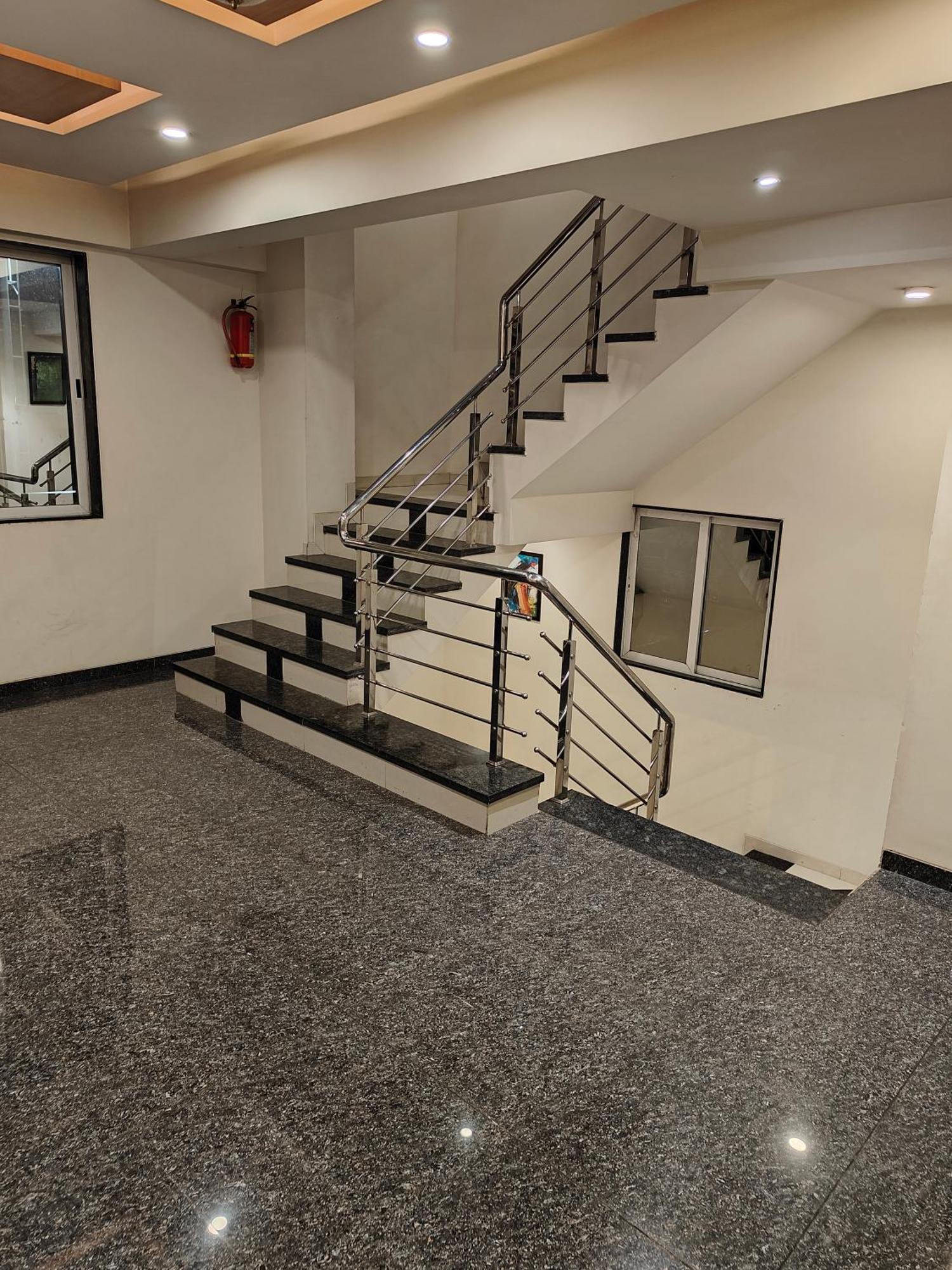 Hotel Sahyog & Rooms Surat Luaran gambar